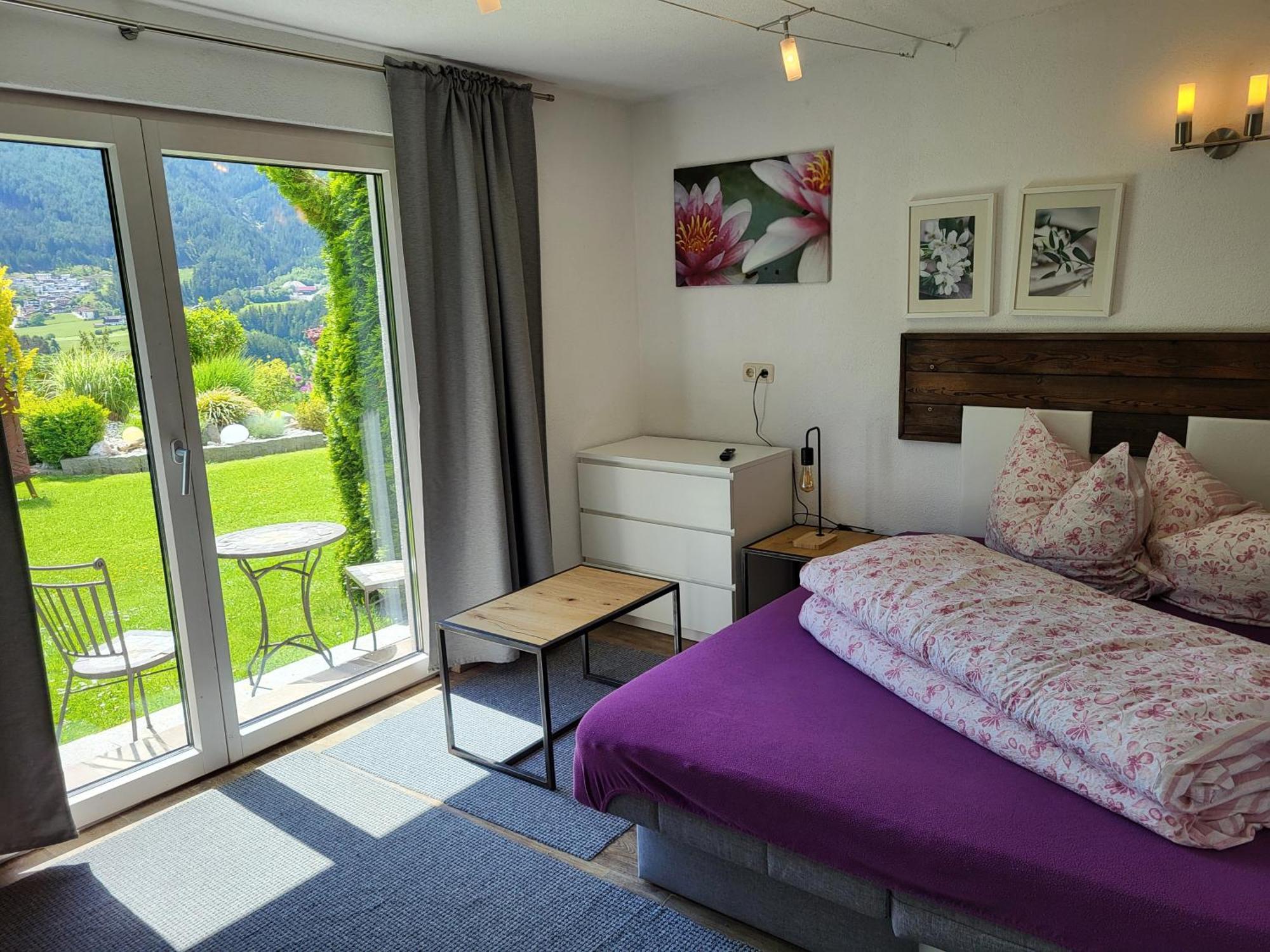 Ferienwohnungen Unterluimes Telfes im Stubai Rum bild